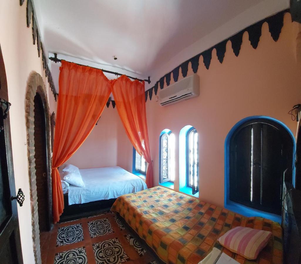 Dar Zman Bed & Breakfast Чефчауен Екстериор снимка