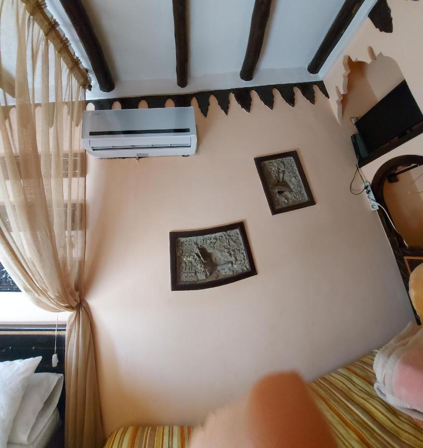 Dar Zman Bed & Breakfast Чефчауен Екстериор снимка