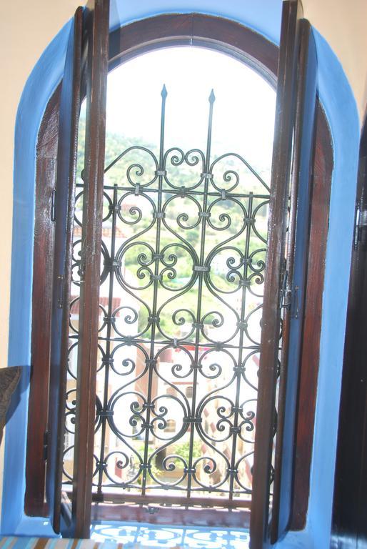 Dar Zman Bed & Breakfast Чефчауен Екстериор снимка